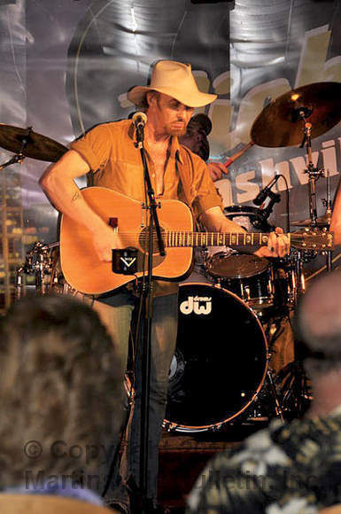 Show is a homecoming for Gregory